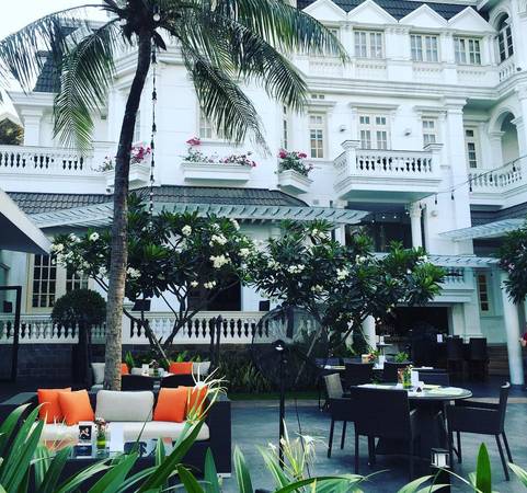 Bể bơi dài 30m Villa Sông Sài Gòn
