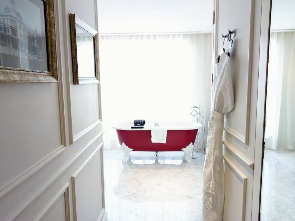 Nội thất Đông Dương Hotel des Arts Saigon