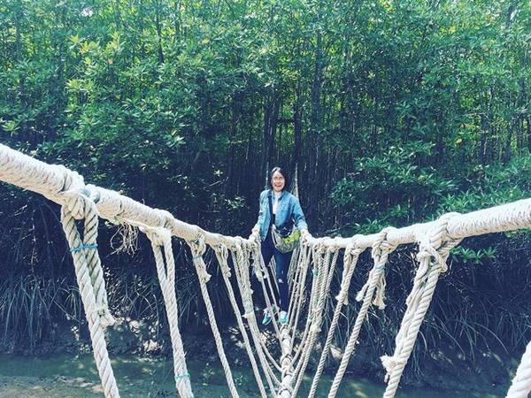 Cano khám phá khu du lịch Vàm Sát