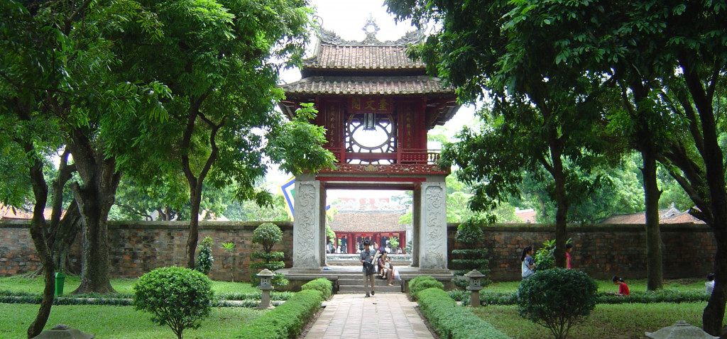 Văn Miếu - Quốc Tử Giám ivivu 1