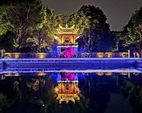 Văn Miếu – Quốc Tử Giám thử nghiệm tour đêm vào cuối tháng 10