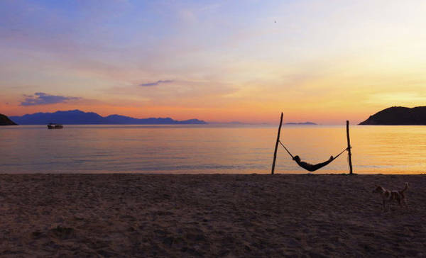Bình minh rực rỡ tại Bãi Che Nha Trang