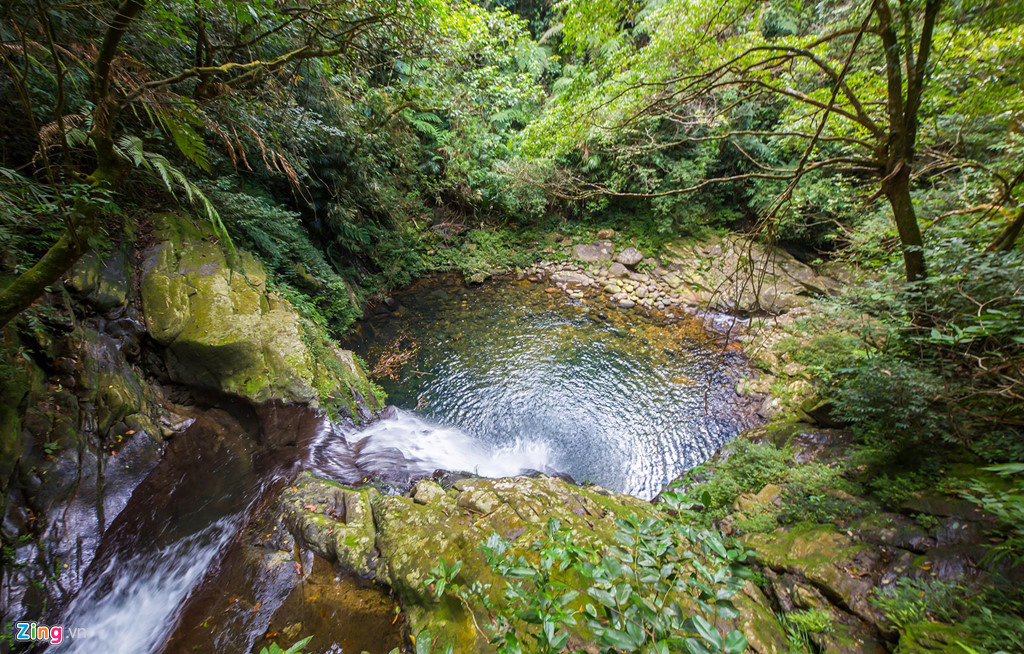 Thời tiết mùa khô lý tưởng để trekking vườn quốc gia Bạch Mã