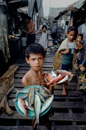 Chợ nghèo Philippines và vẻ đẹp ẩm thực đường phố mưu sinh