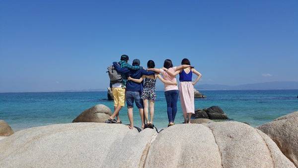 Biển xanh ngắt tại hòn đảo Bình Thuận Cù Lao Câu