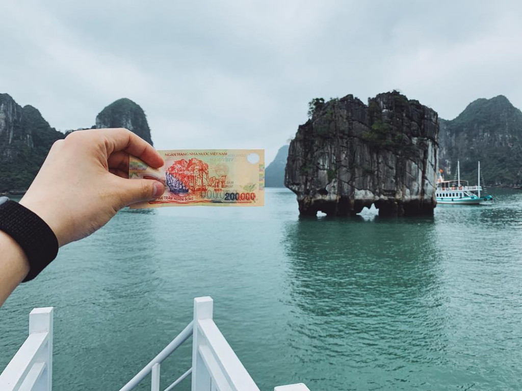 Hòn Đinh Hương. Ảnh: @vieetjxt