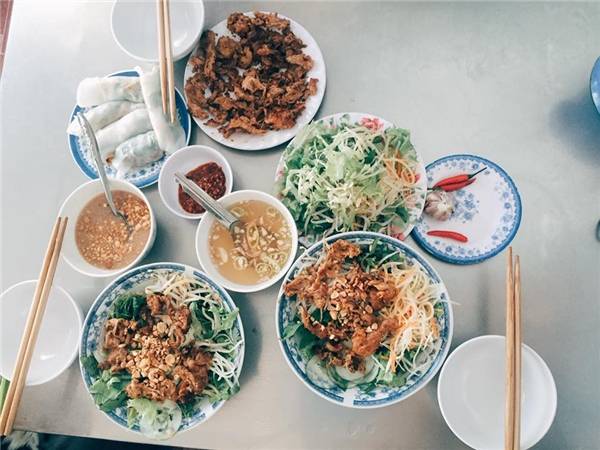 vi-vu-3-thanh-pho-lon-hue-da-nang-hoi-an-voi-tui-tien-rat-mong-ivivu-8 vi-vu-3-thanh-pho-lon-hue-da-nang-hoi-an-voi-tui-tien-rat-mong-ivivu-8