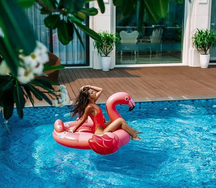 Hồ bơi vô cực tại resort Nha Trang
