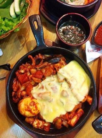 Topokki phô mai món ngon Quận 7 Hưng Gia 4