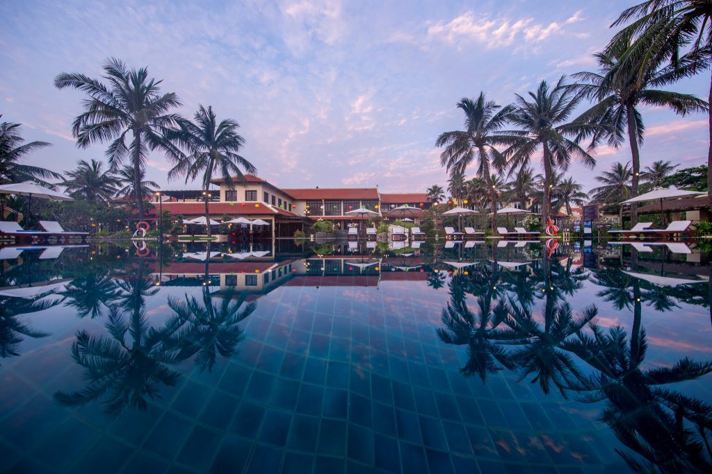 Resort cổ điển mang phong cách Đông Dương tại Victoria Hội An Beach Resort