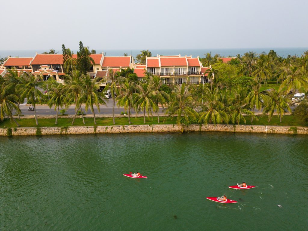 Khu nghỉ dưỡng Victoria Hội An Beach Resort mang nét cổ điển