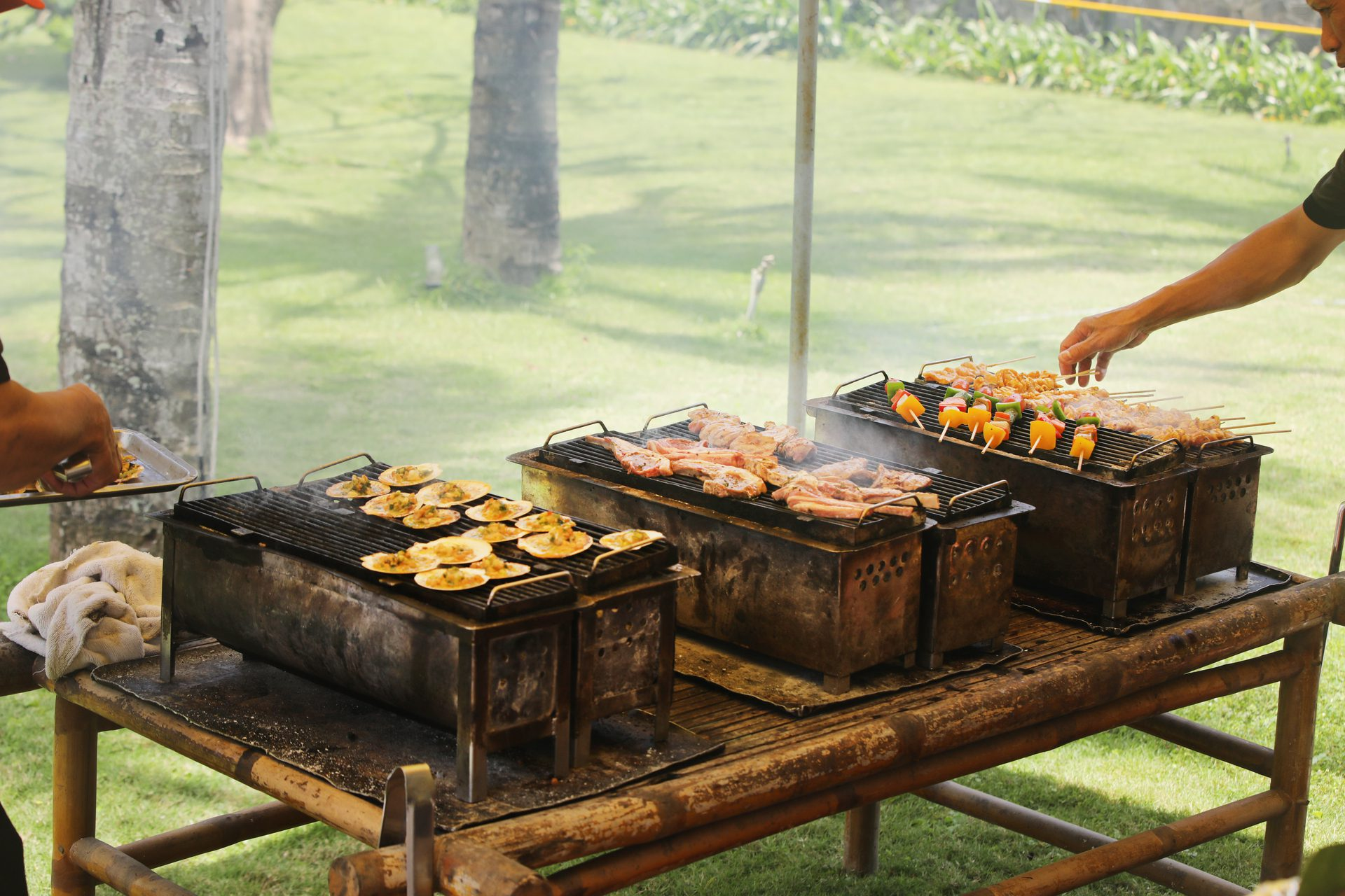 Bữa tiệc BBQ Buffet đa dạng tại Victoria Hội An Beach Resort
