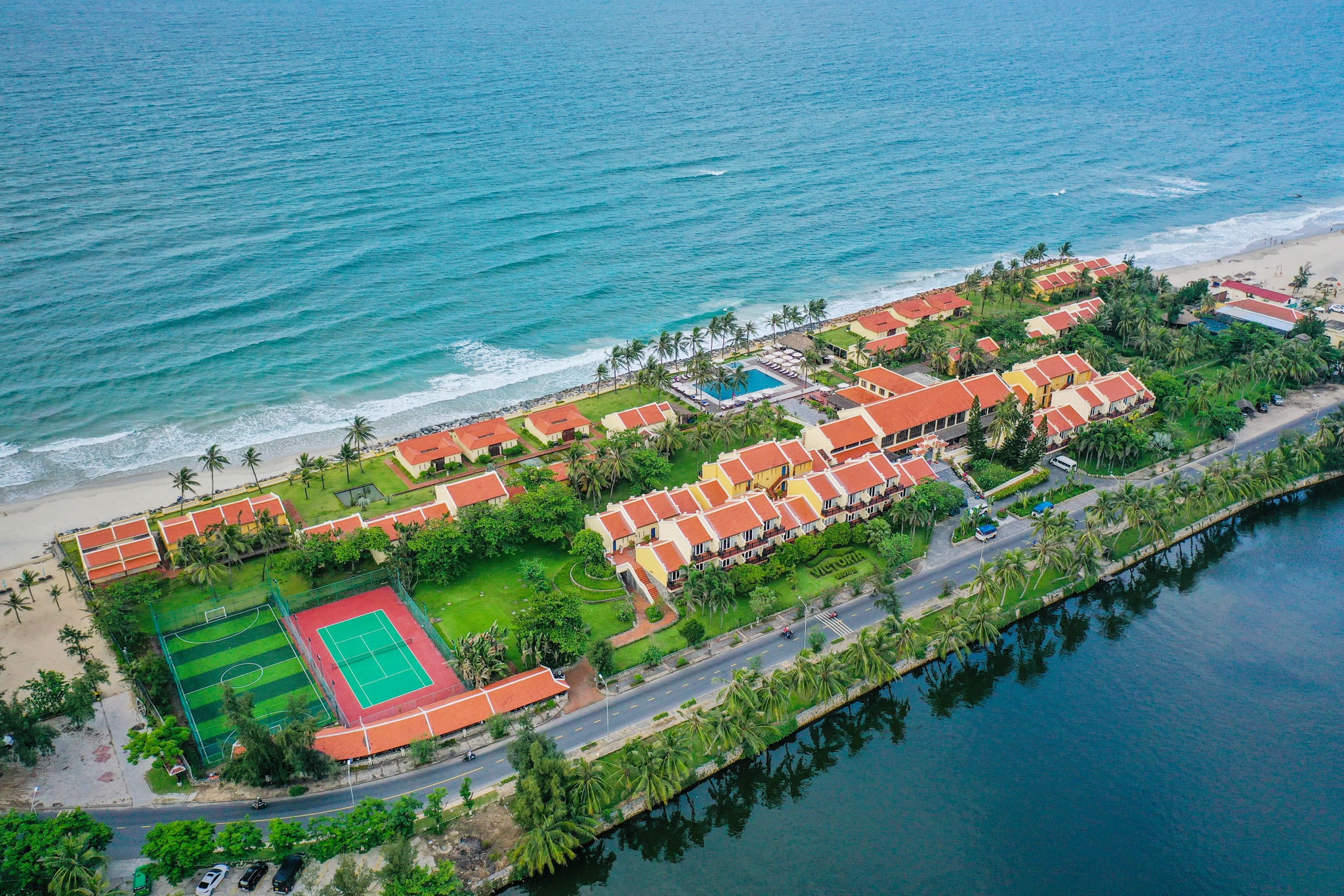 Top 3 resort miền Trung “hot” nhất mùa hè