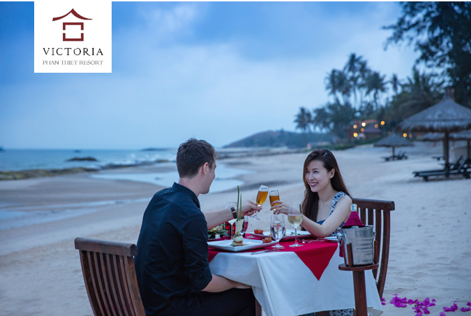 Ăn tối lãng mạn Victoria Phan Thiết Beach Resort Ăn tối lãng mạn ngoài biển tại Victoria Phan Thiết Beach Resort.