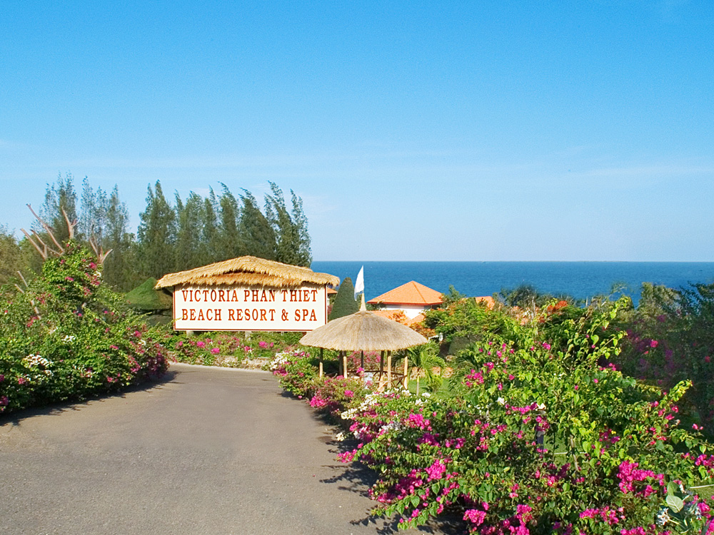 Victoria-Phan-Thiet-Beach-Resort-Spa-ivivu-1