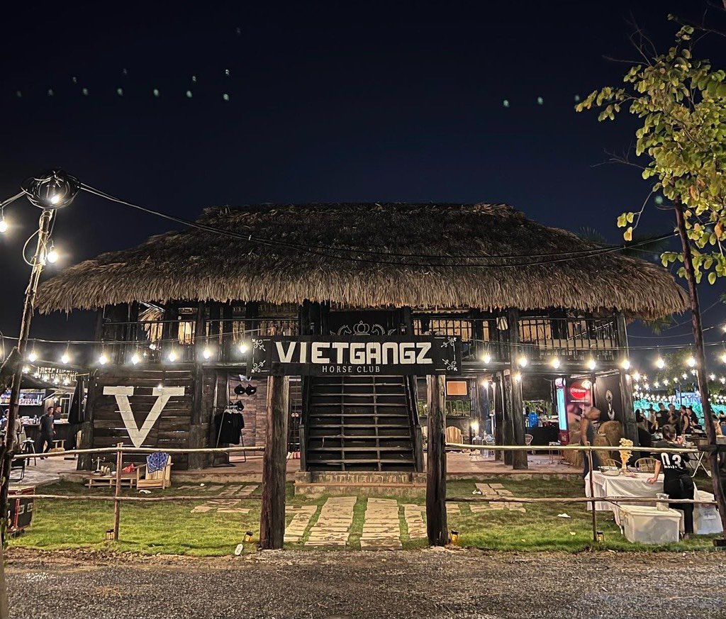 Vietgangz -Horse- Club-ivivu-1