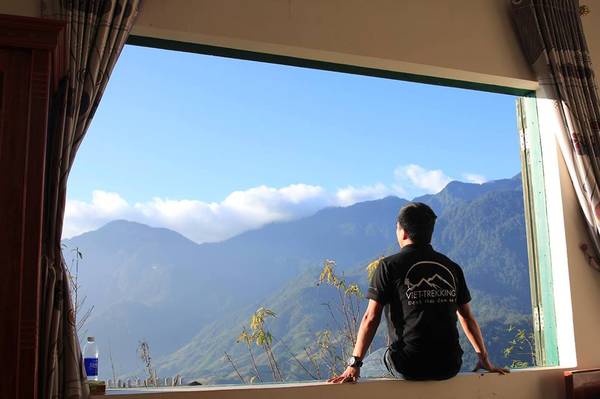 Dãy Hoàng Liên hùng vĩ. Ảnh: VietTrekking Homestay