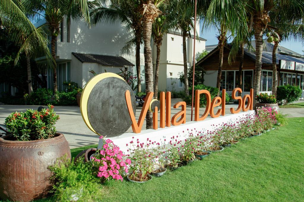 Villa Del Sol Resort view toàn cảnh bãi biển Tiến Thành Villa Del Sol Resort view toàn cảnh bãi biển Tiến Thành