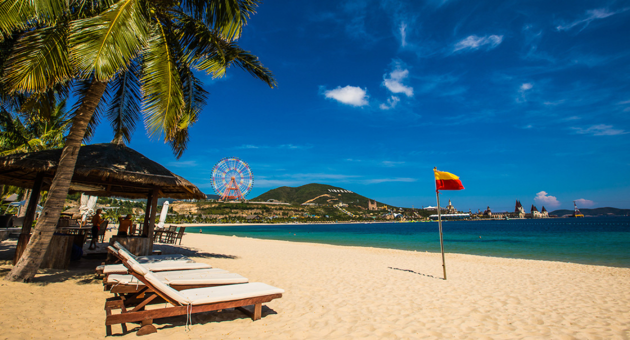 Toàn cảnh vịnh biển Việt Nam tại Nha Trang