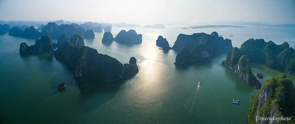 Hàng nghìn hòn đảo tại Vịnh Hạ Long Kong tạo vẻ đẹp kỳ vĩ