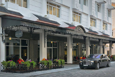Paradise Suites Hotel nằm trong khu phố đi bộ tại Vịnh Hạ Long