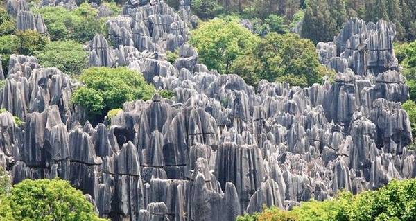 vinh-ha-long-lat-top-15-kien-tao-dep-nhat-ivivu-7