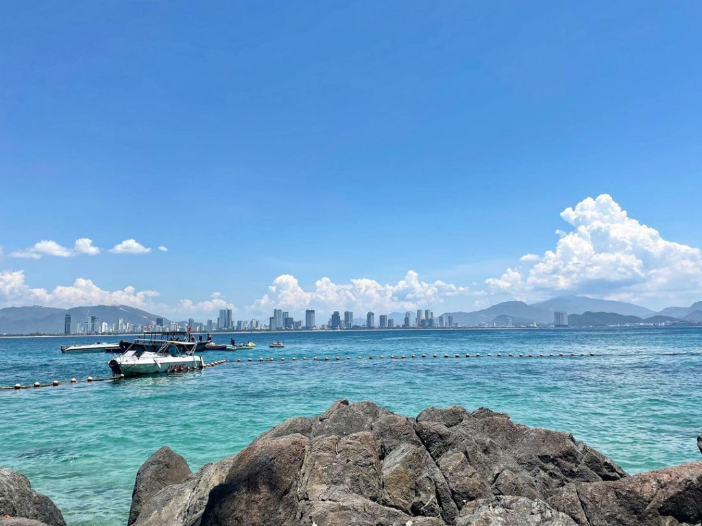 Vịnh Nha Trang – Một trong những vịnh đẹp nhất thế giới