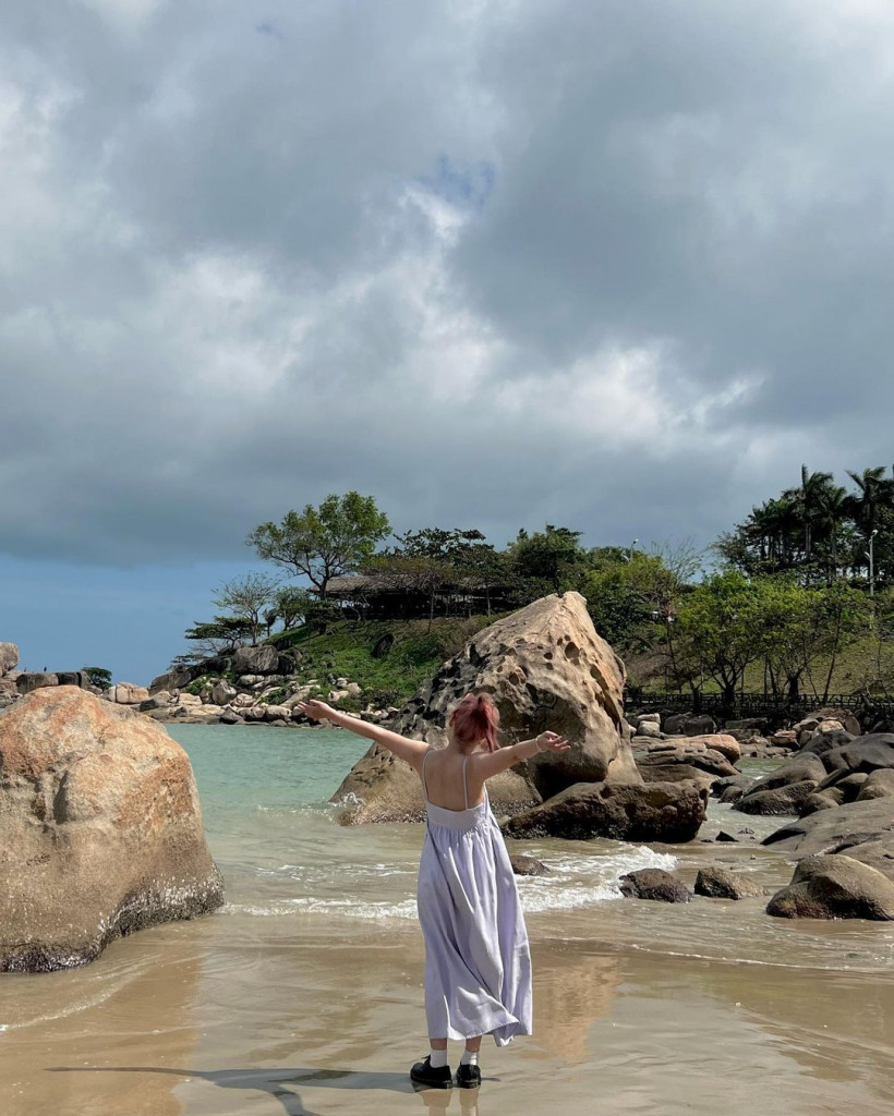 Hòn Chồng. Ảnh: @_v_vi_vie_