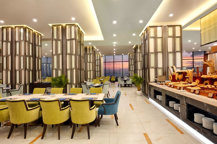 Vinpearl-Beachfront-Nha-Trang-ivivu-5