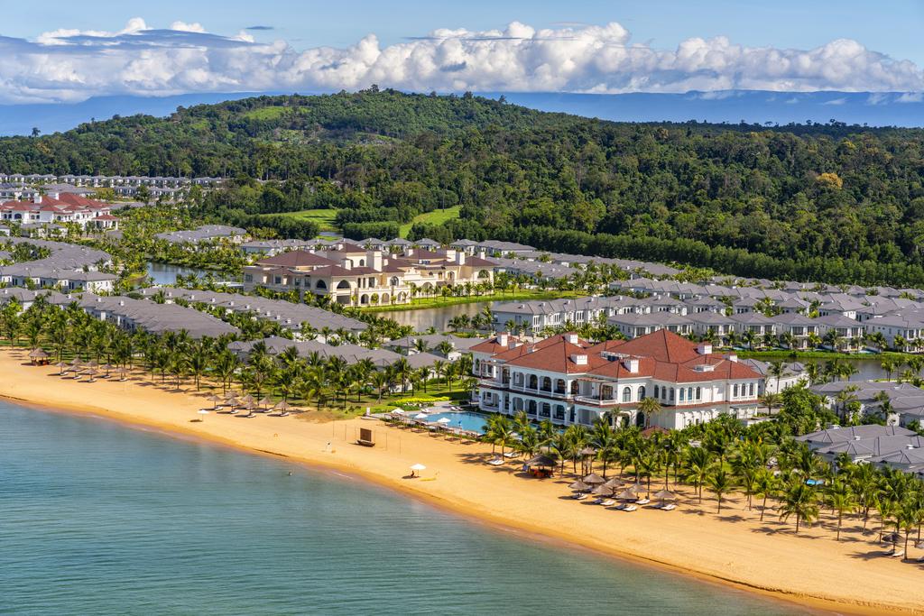 Vinpearl Discovery Greenhill Phú Quốc view bãi Dài