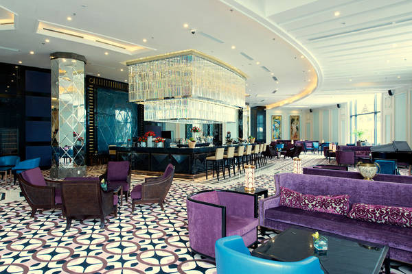 Không gian giải trí đẳng cấp tại Vinpearl Golf Land Nha Trang Thư giãn tại quầy bar của Vinpearl Golf Land Nha Trang