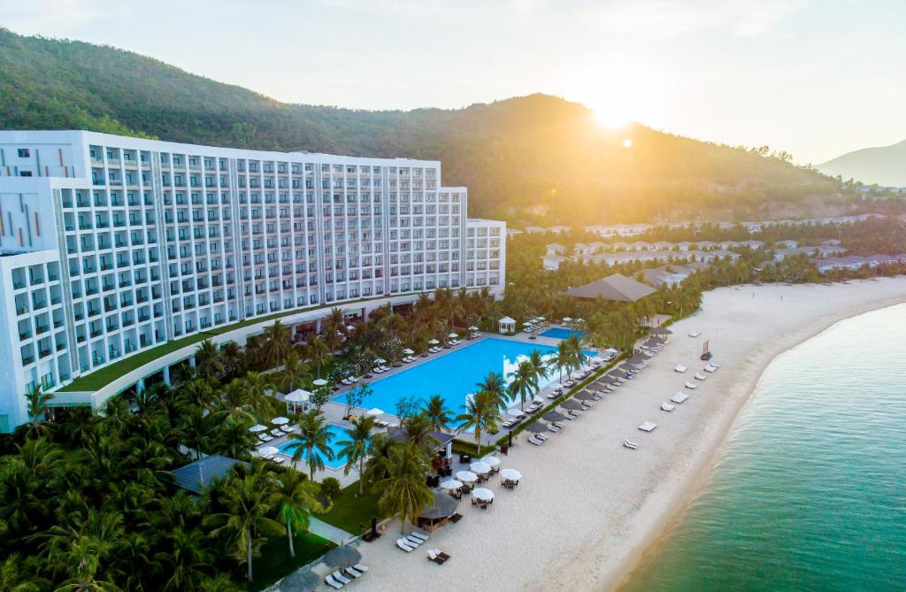 Vinpearl Resort & Spa Nha Trang Bay – Combo 3N2Đ vui chơi tại Vinwonders chỉ 4.699.000 đồng/khách