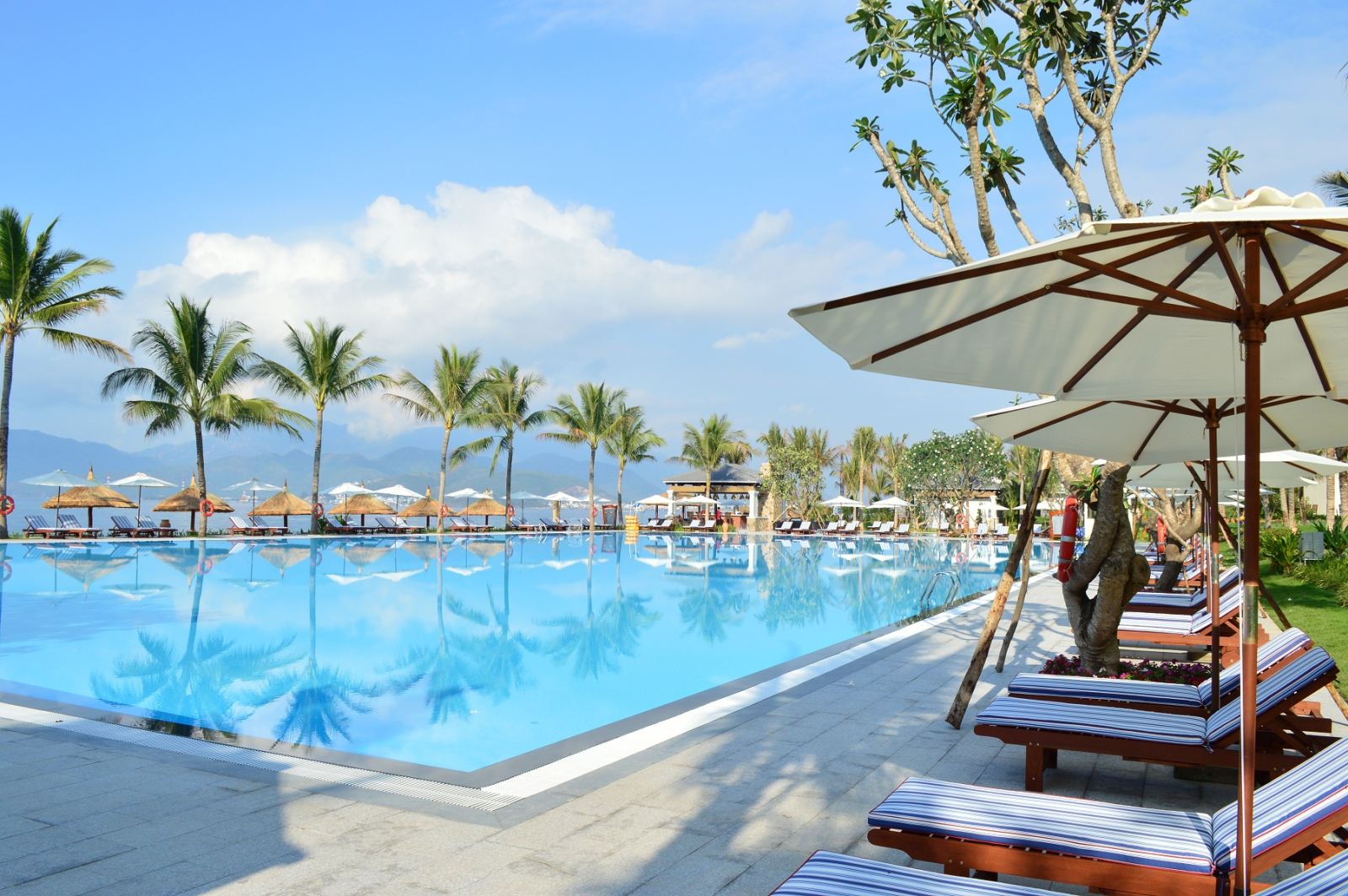 vinpearl-nha-trang-bay-ivivu-2 vinpearl-nha-trang-bay-ivivu-2