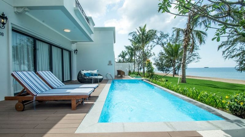 3N2Đ ở Vinpearl Phú Quốc Resort & Golf + vé máy bay khứ hồi chỉ 4.699.000 đồng/khách