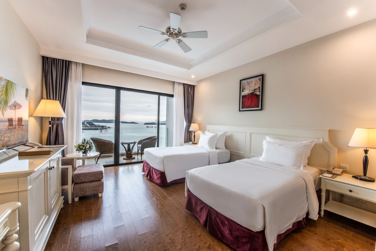 Hệ thống nhà hàng ẩm thực phong phú phong vị Á Âu