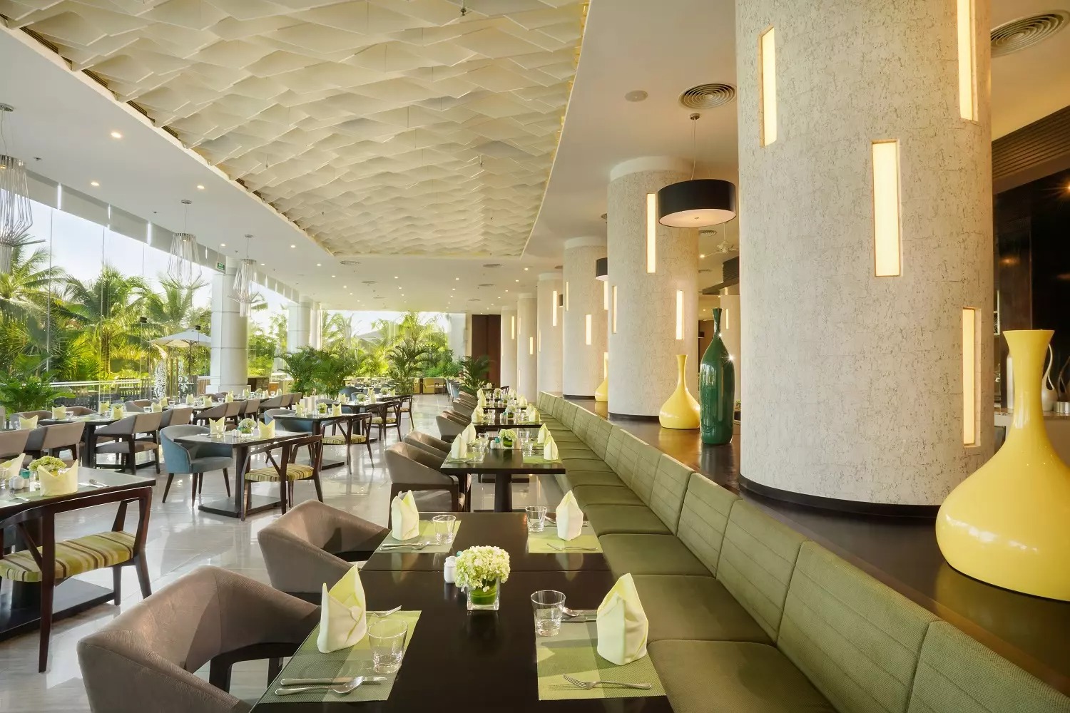 Vinpearl-Resort-Spa-Nha-Trang-Bay-ivivu-5