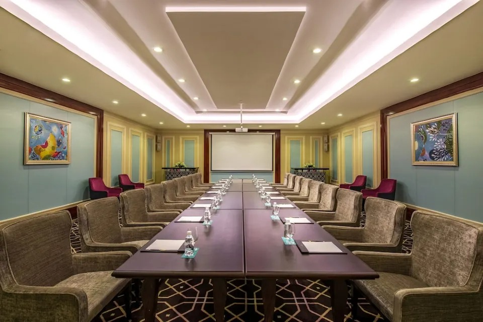 Phòng tiệc cưới lộng lẫy tại Vinpearl Sealink Nha Trang Phòng tiệc cưới lộng lẫy tại Vinpearl Sealink Nha Trang
