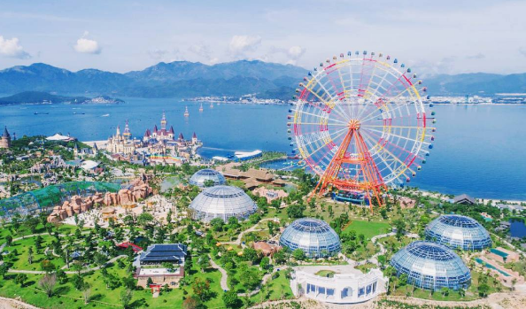 Vòng quay Vinpearl Sky Wheel khổng lồ tại Nha Trang