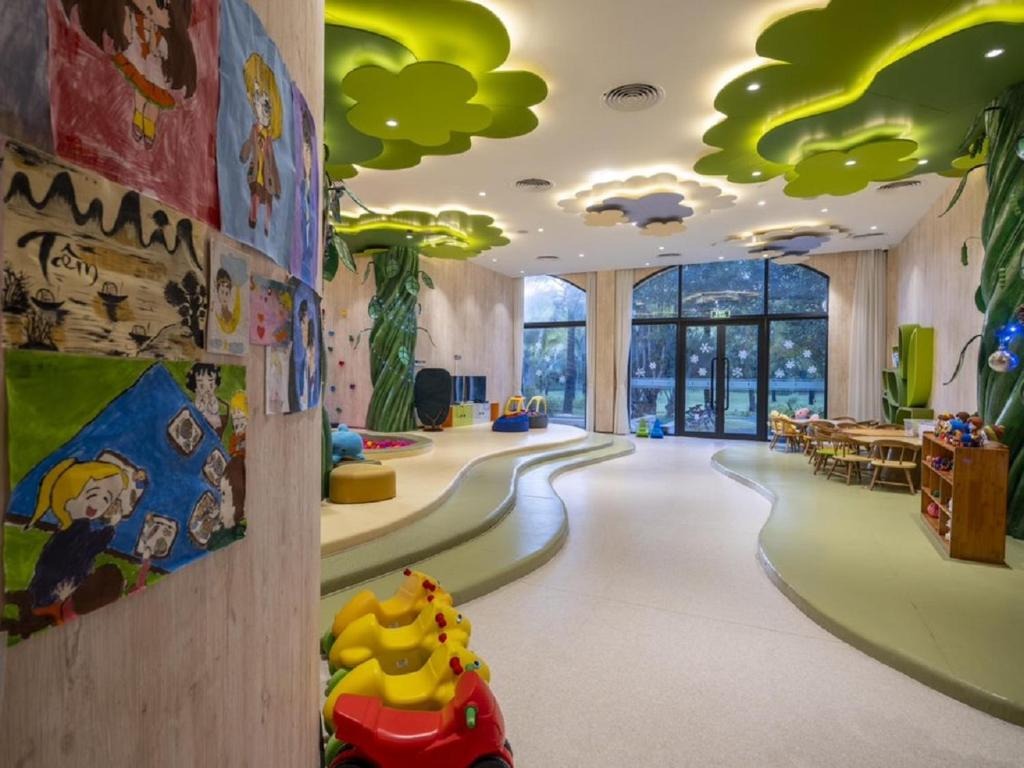 Tiện ích bể bơi Vinpearl Wonderworld Phú Quốc