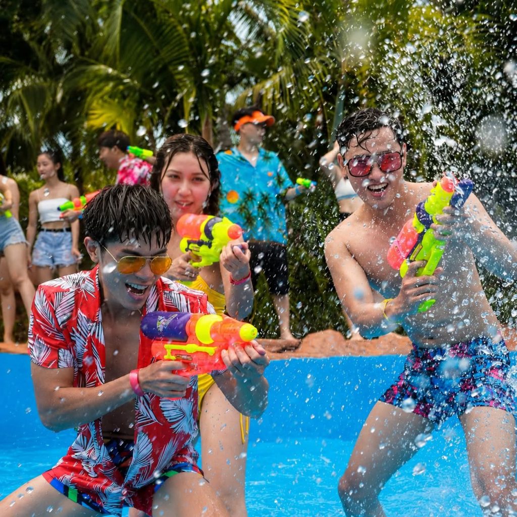 Lễ hội nước sôi động tại VinWonders Nha Trang