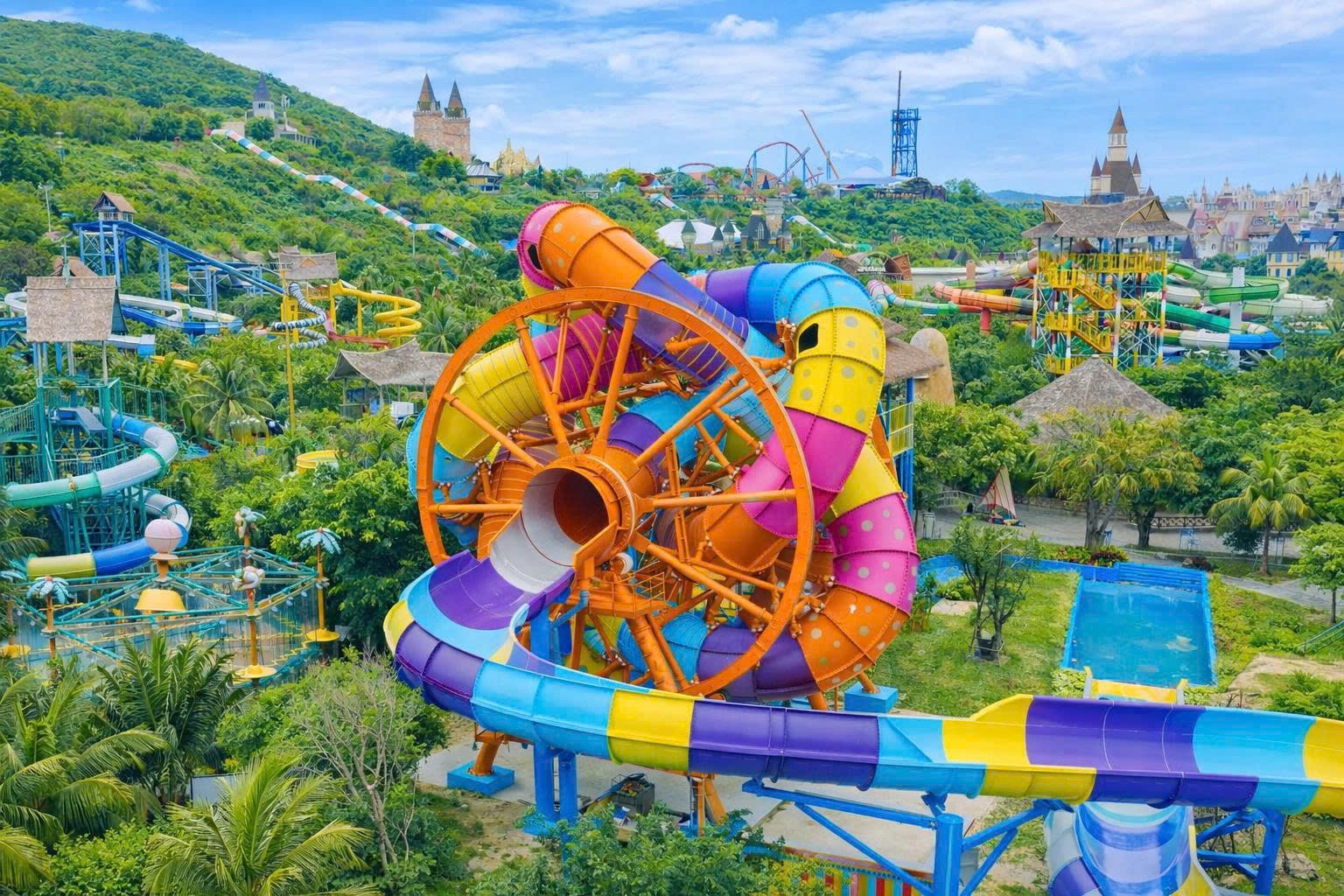 VinWonders Nha Trang ra mắt bộ ba siêu phẩm giải trí mới 2026