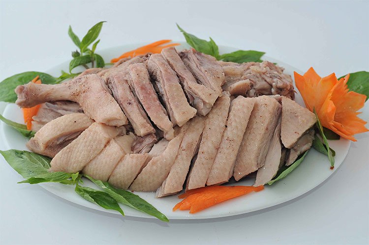 Vịt luộc đơn giản thành phẩm hấp dẫn
