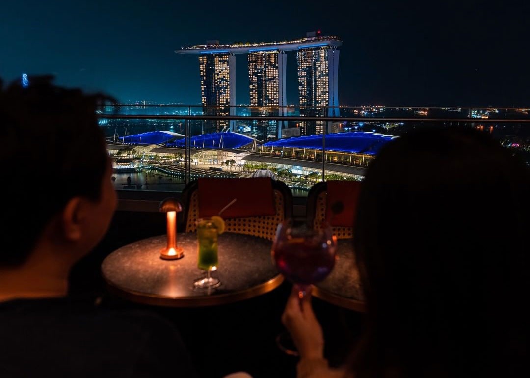 Vue nhà hàng Singapore view đẹp nhìn ra vịnh Marina