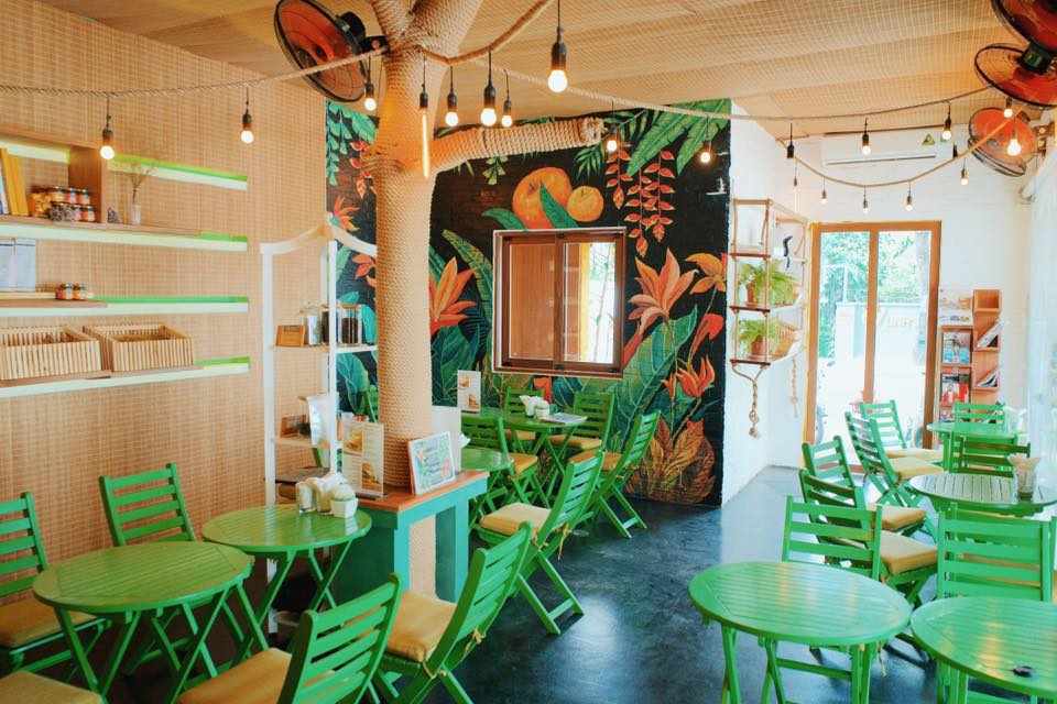 Walking distance quán cafe quận 2