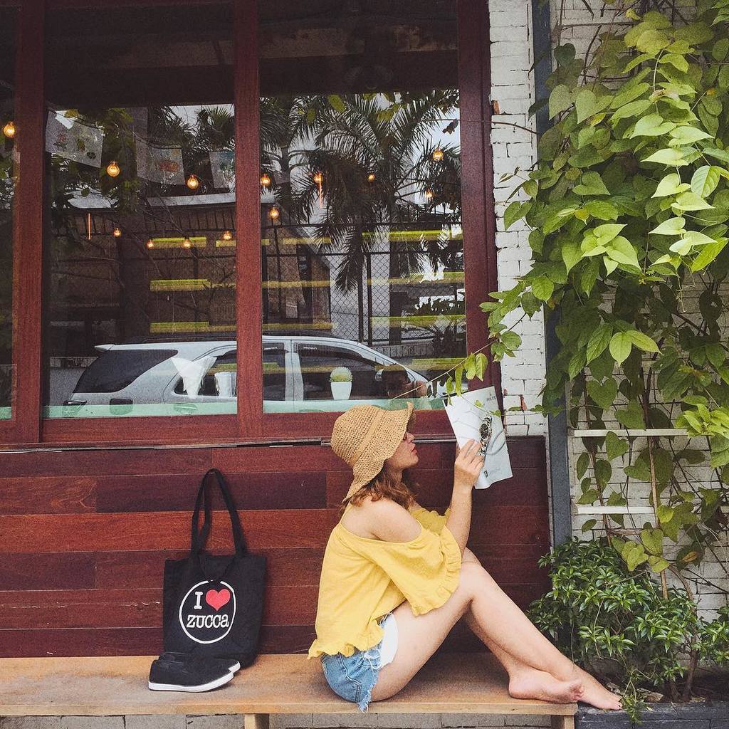 Walking distance quán cafe quận 2