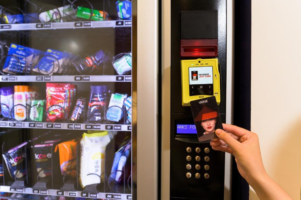 Tất cả các dịch vụ đều sử dụng thẻ Topup tiện lợi.