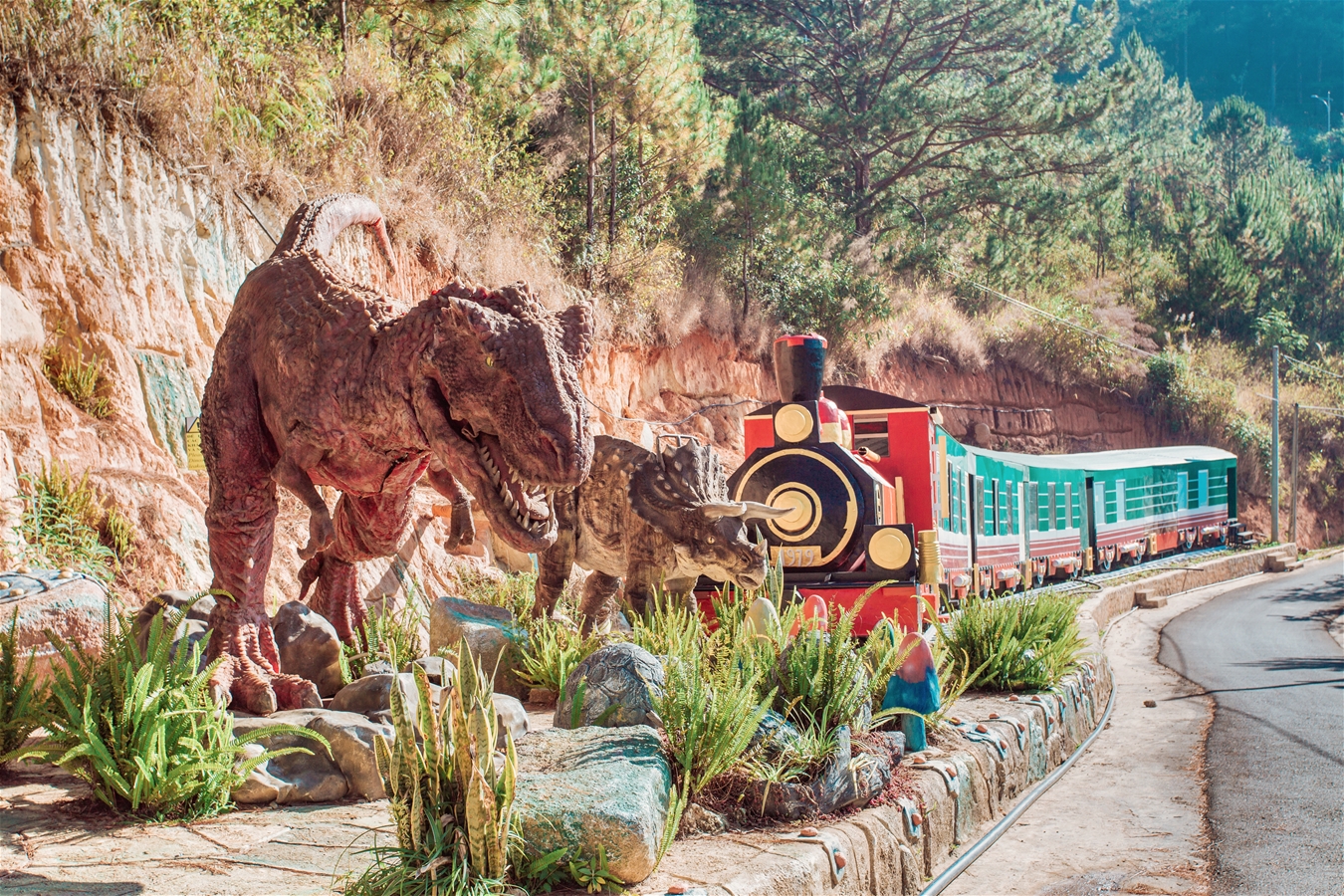 Wonderland Đà Lạt công viên khủng long