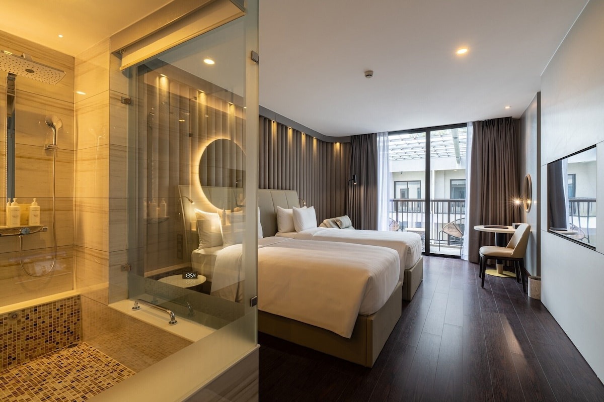 Hạng phòng sang trọng tại resort WorldHotels Long Beach