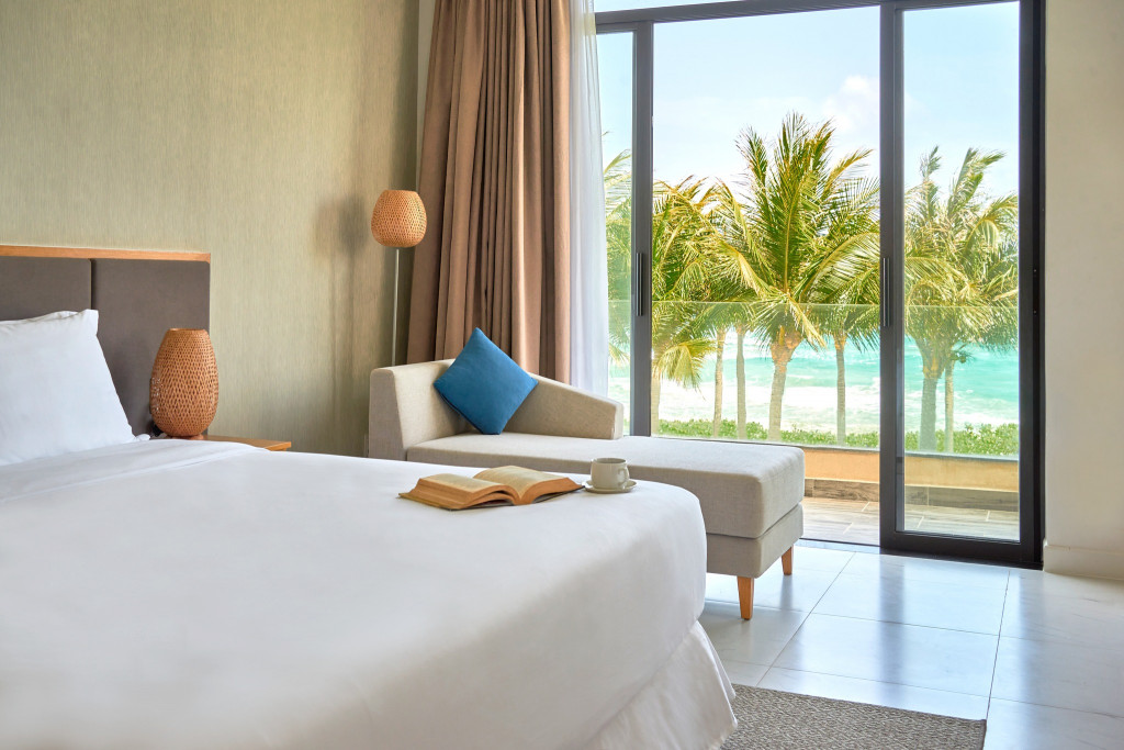 Hồ bơi Wyndham Garden resort Cam Ranh
