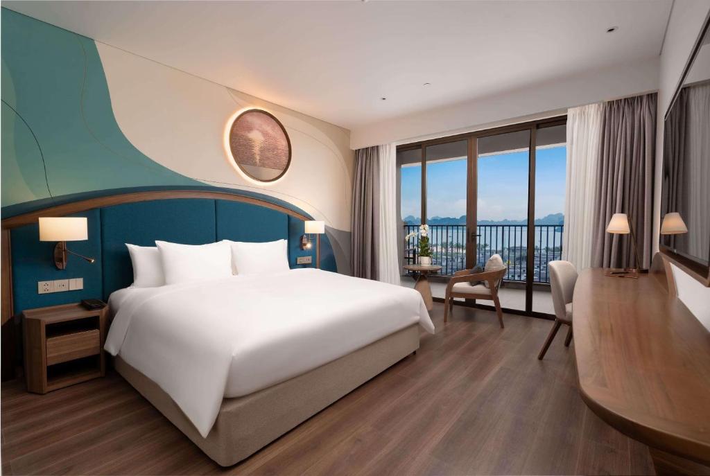 Phòng nghỉ sang trọng tại Wyndham Garden Sonasea Vân Đồn